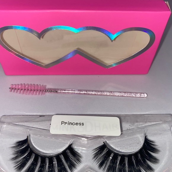 Mink Lashes - Picture 5 of 7